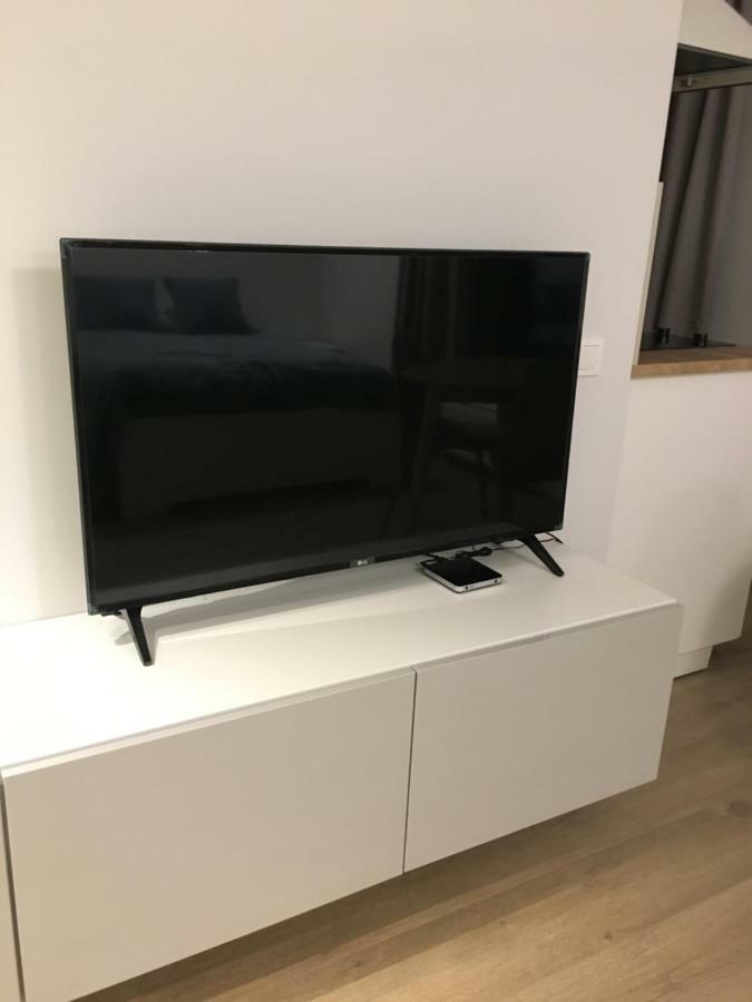 Center Studio 10B فيلنيوس المظهر الخارجي الصورة